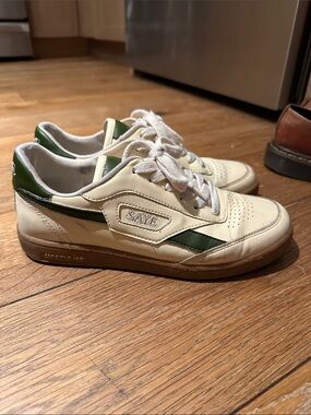 Saye Women's Cream & Green Low-Top Sneakers